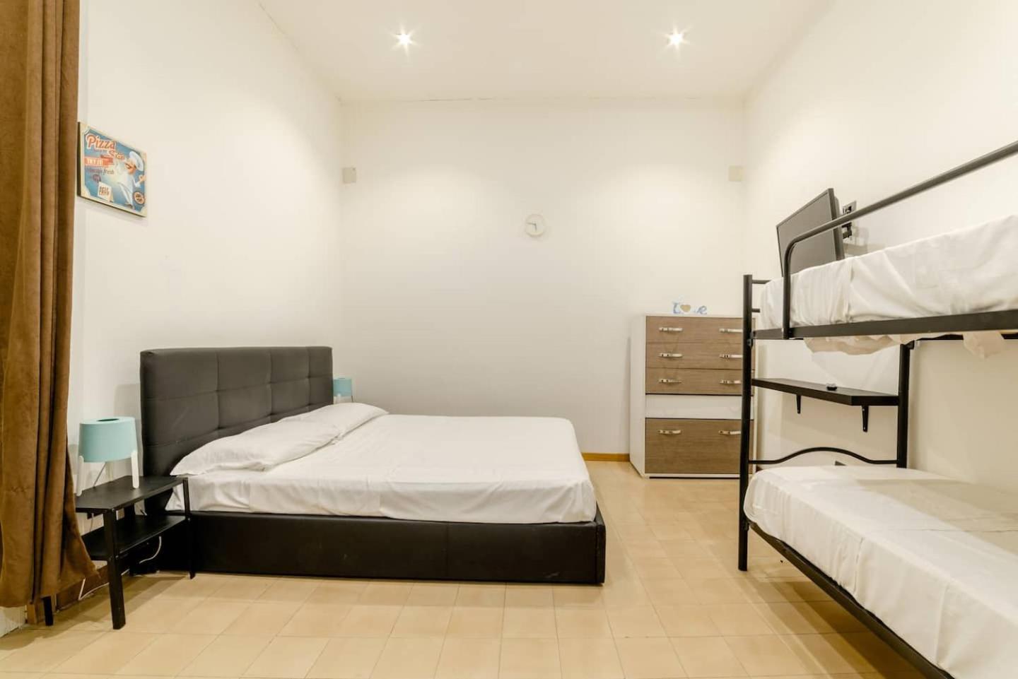 Inside Chiaia Rooms Napoli Ngoại thất bức ảnh
